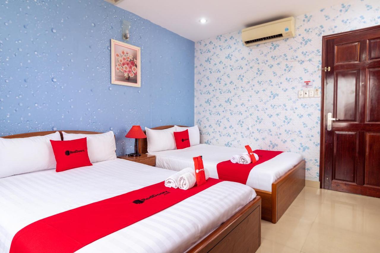 Reddoorz Nam Bac Hotel Phan Dang Luu Phu Nhuan Хошимин Экстерьер фото